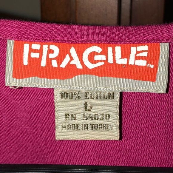 Fragile Ladies T-shirt Pink - Picture 4 of 7